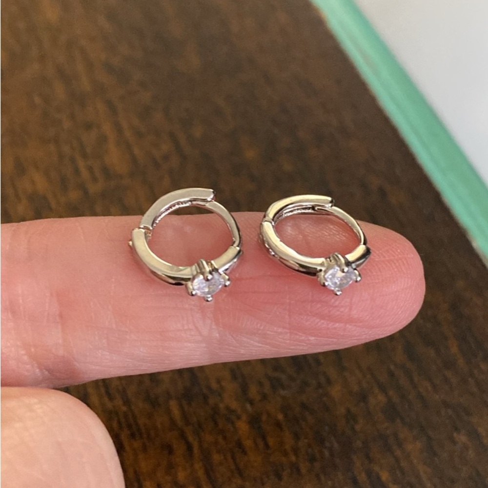 Silver Huggie Hoop Earrings with Clear Stone - White